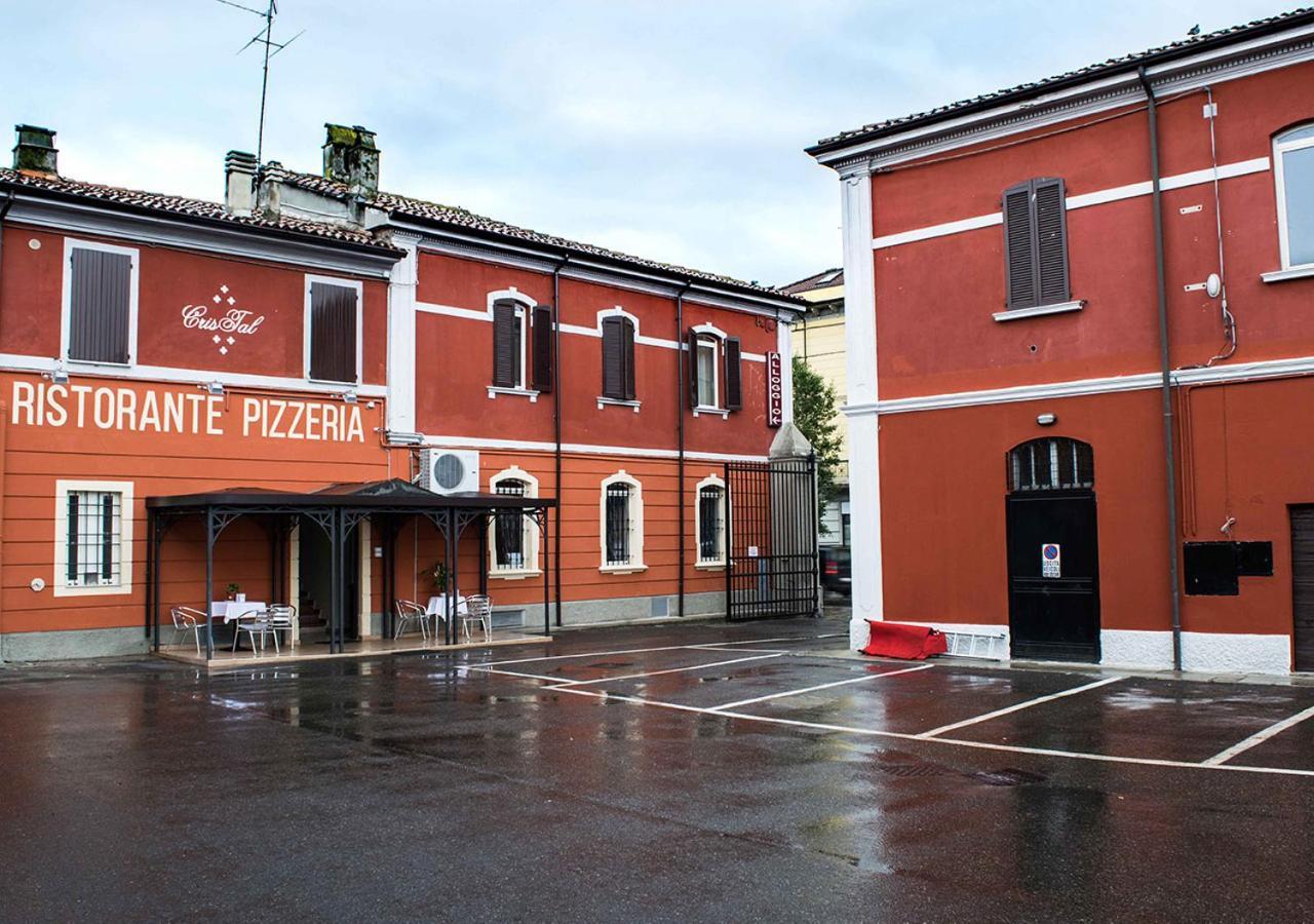 Cristal Rooms Piacenza Eksteriør billede
